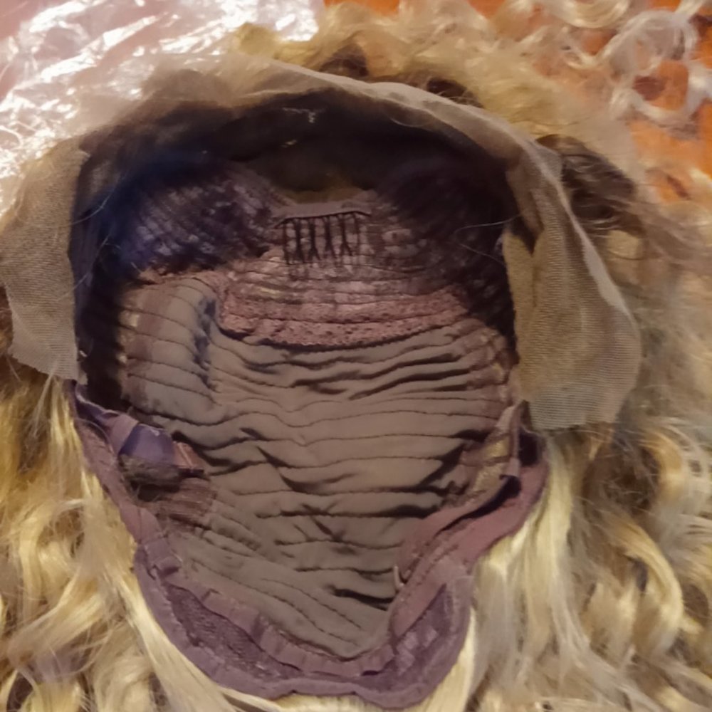 ASH BLONDE w/DARK ROOT CORSCREW LACE FRONT WIG - Picture 5 of 5